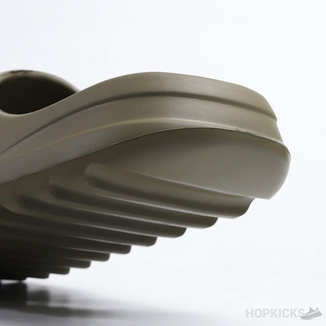 yeezy slide pure white